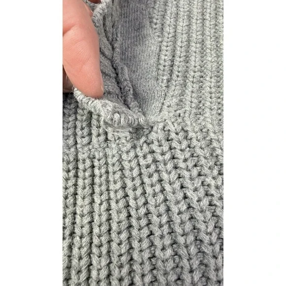 Ugg Poncho Women's Medium Grey Chunky Knit Cowl Neck Sweater Cotton 1k - Picture 7 of 13